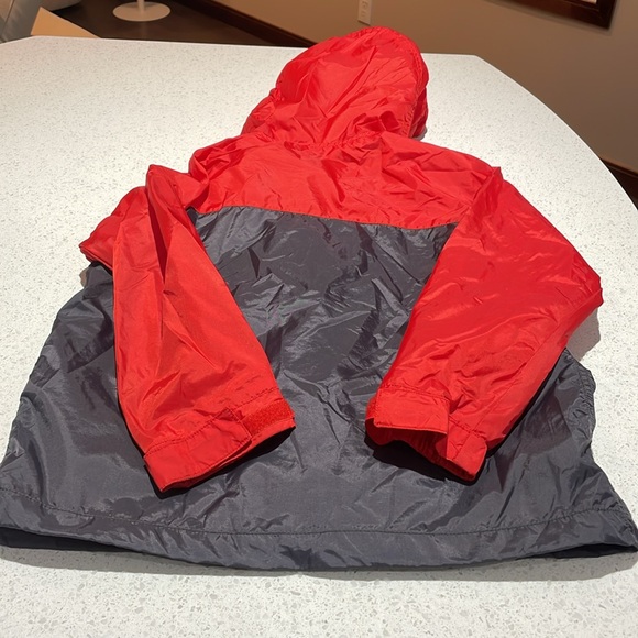 Boys run jacket - Picture 6 of 7